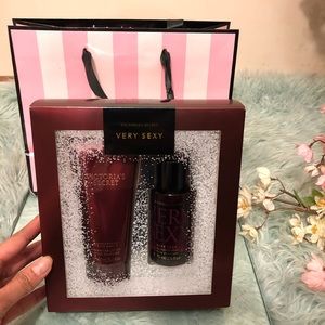 Victoria’s Secret Perfum Very sexy offer now